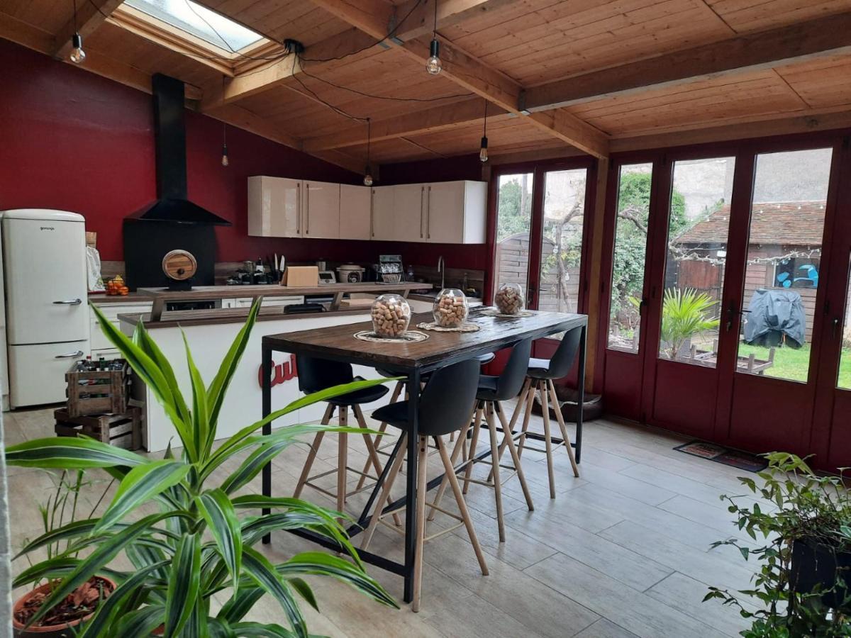 Bed and Breakfast A Ribeira Châteauroux Exterior foto